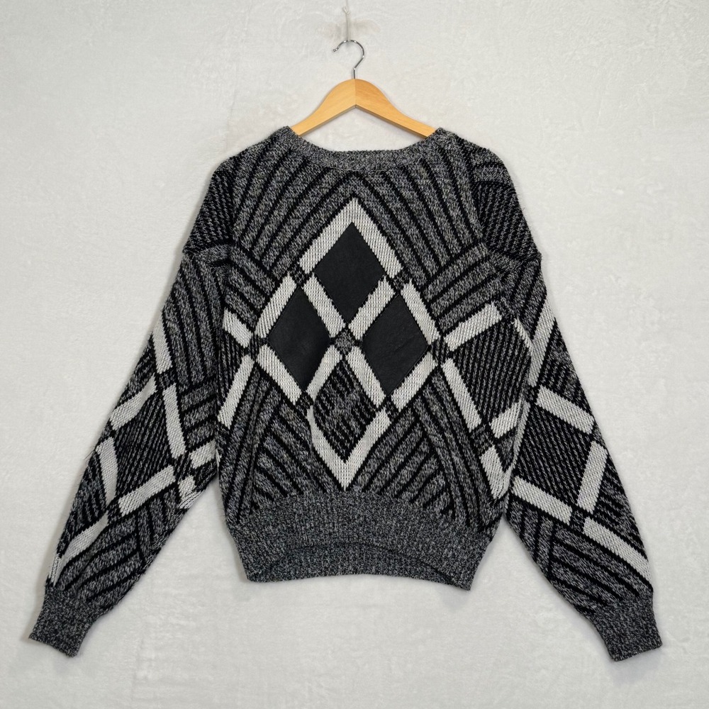 Barnaby Black White Geometric Leather Patch Sweater L